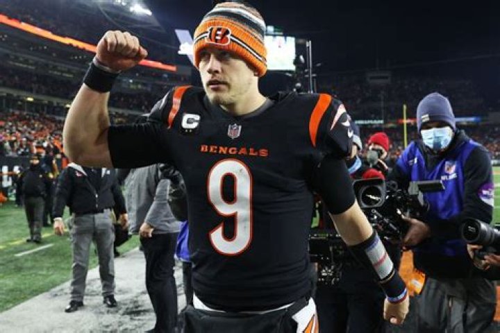
Bengals’ Joe Burrow Talks Concussions, Says He’s ‘Been Hit and Forgot the Rest of the Game’ 