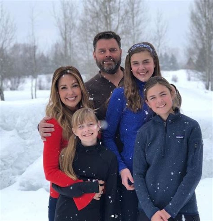 
Christi Paul(CNN): Quality Time With Husband Peter Paul And Family 