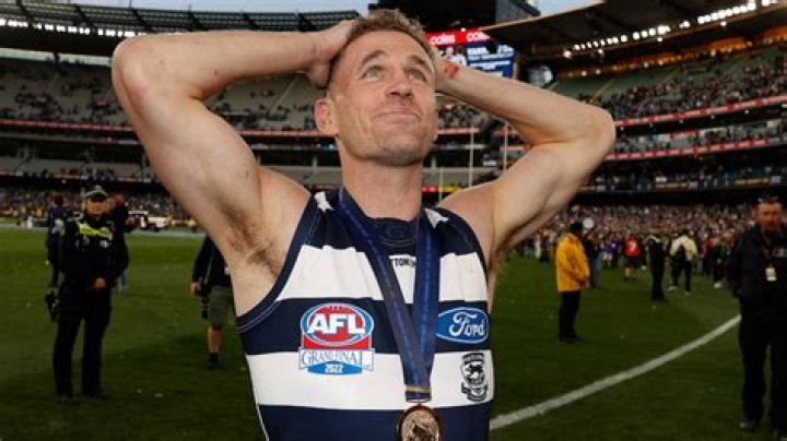 
Dominic Selwood Height, Weight, Net Worth, Age, Birthday, Wikipedia, Who, Nationality, Biography 
