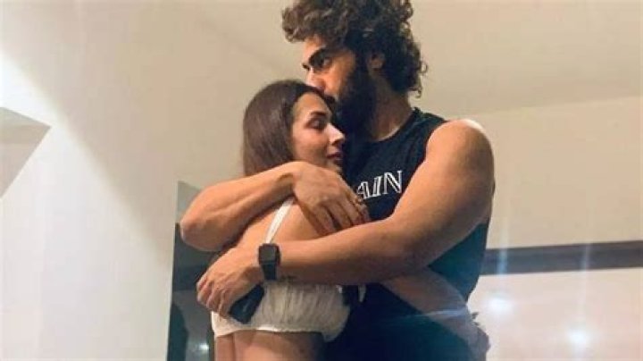 
Malaika Arora Calls Arjun Kapoor Her Biggest ‘Cheerleader’ 