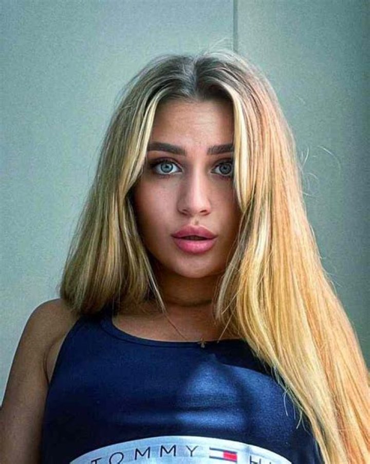 
Verivanessa Height, Weight, Net Worth, Age, Birthday, Wikipedia, Who, Nationality, Biography 