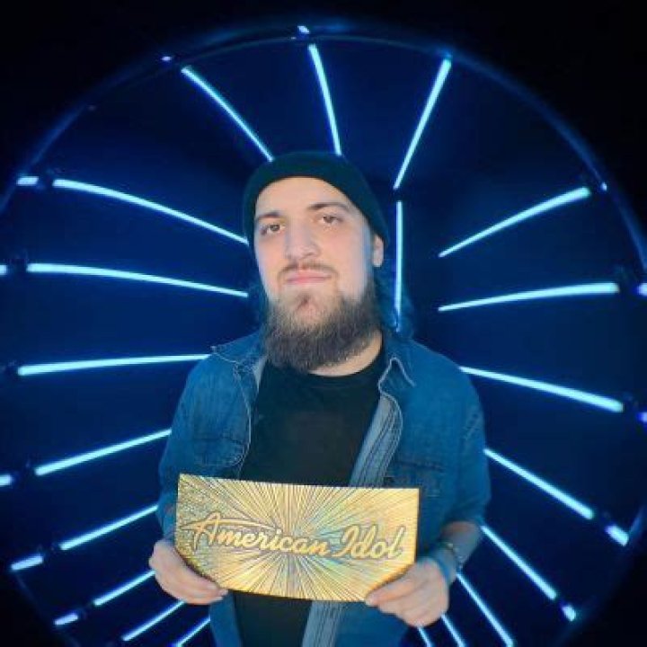 Who Is Oliver Steele From “American Idol” Season 21?